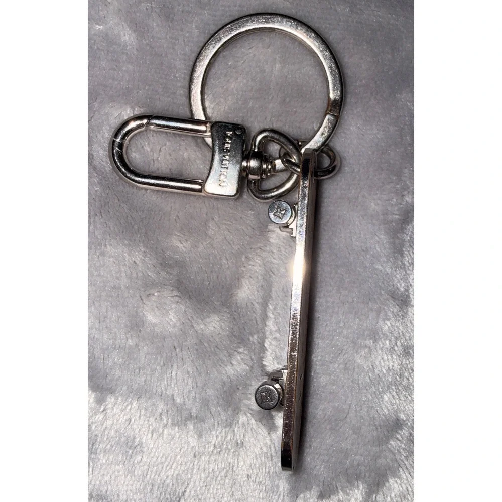 Louis Vuitton Skateboard Bag Charm Key Holder Silver Monogram‎ MP3135